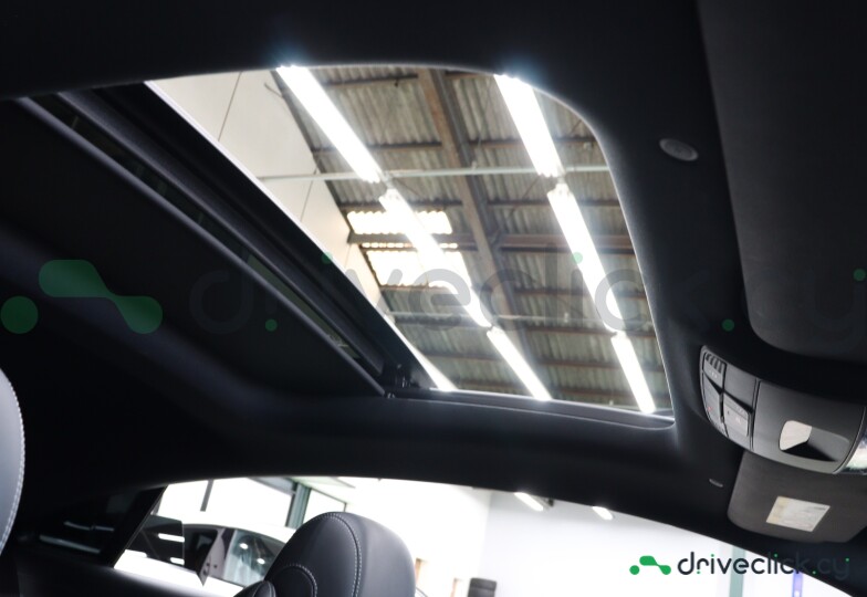 Mercedes E-class Black