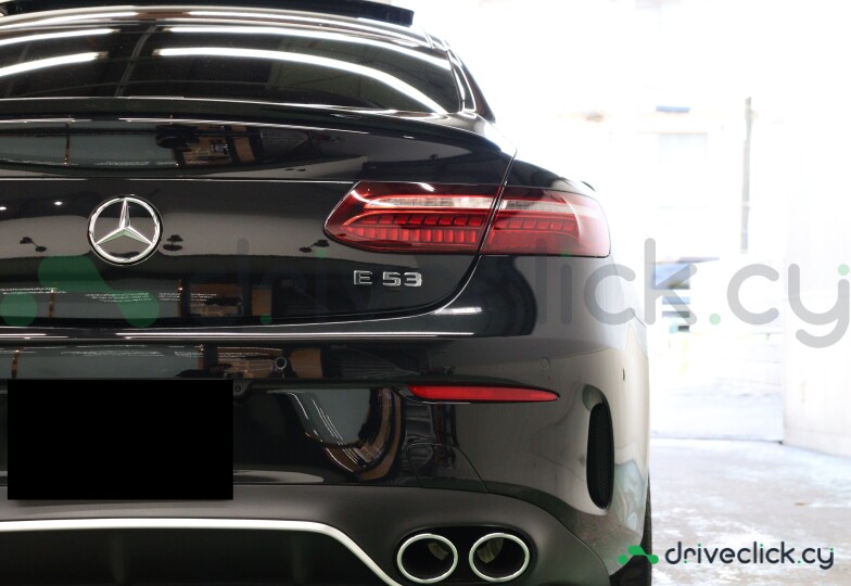Mercedes E-class Black