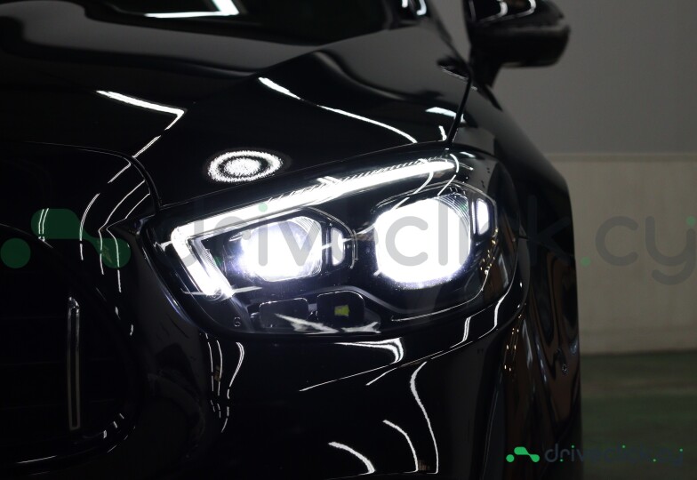 Mercedes E-class Black