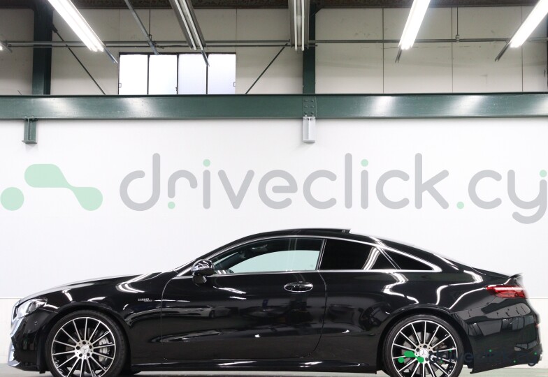 Mercedes E-class Black