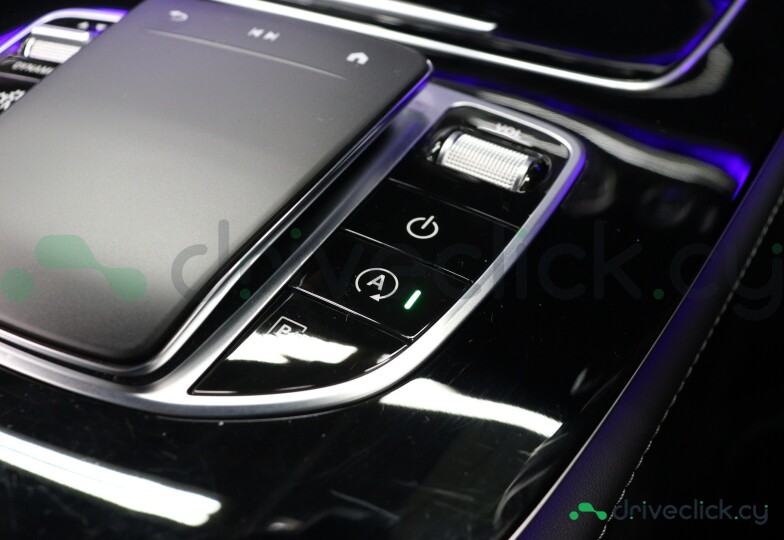 Mercedes E-class Black