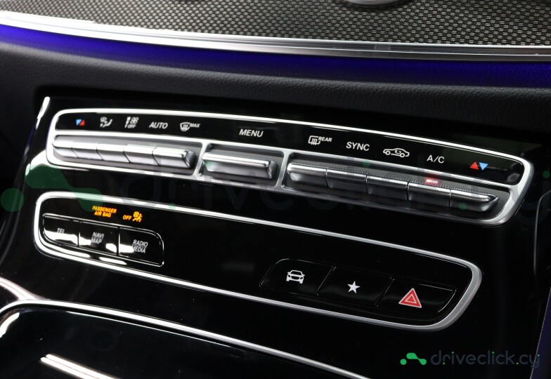 Mercedes E-class Black