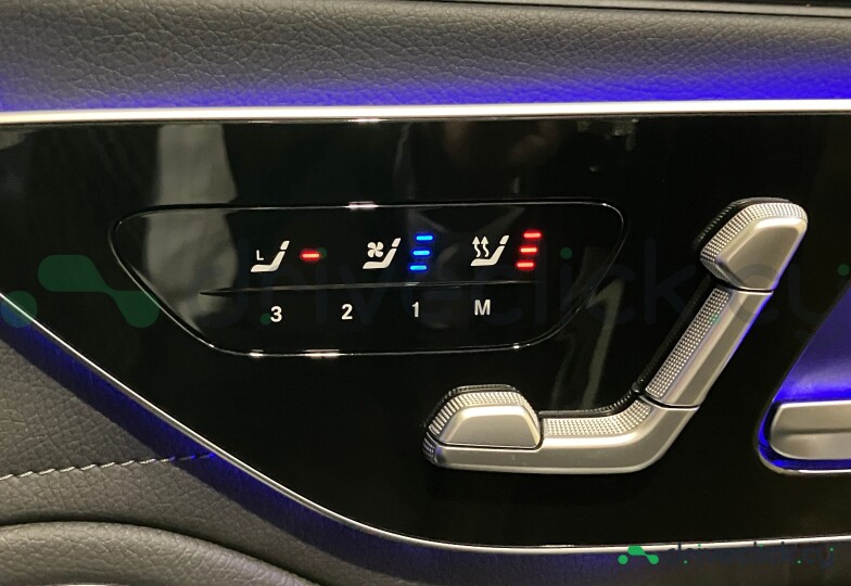 Mercedes EQS Black