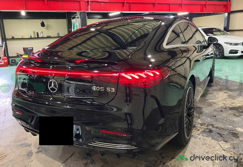 Mercedes EQS Black