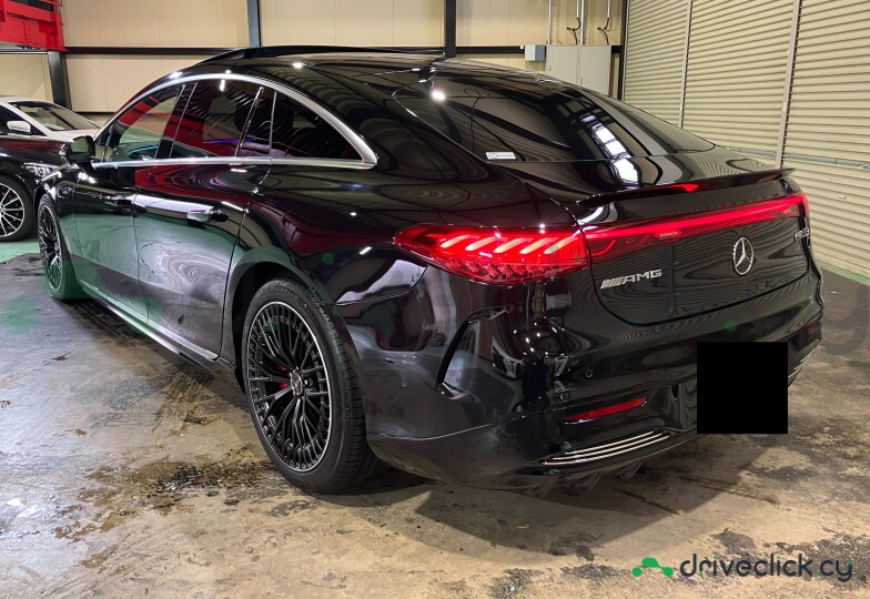 Mercedes EQS Black
