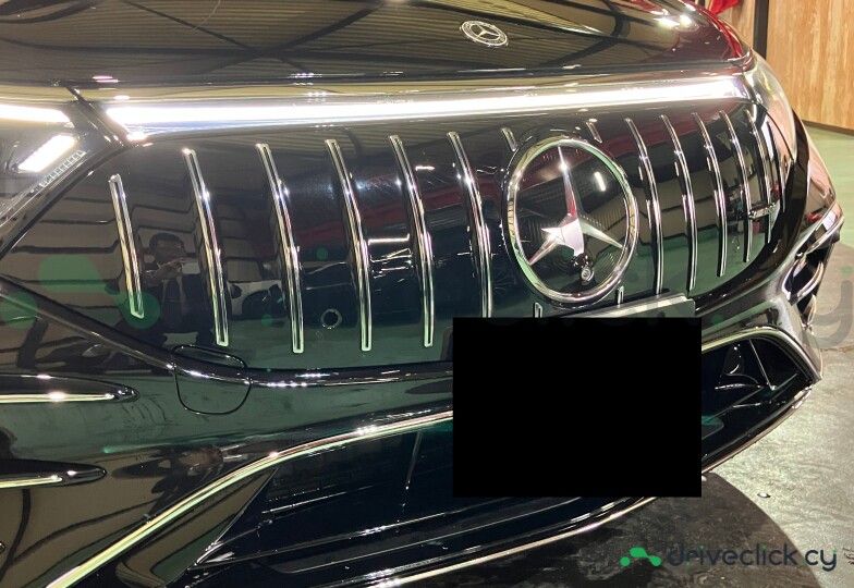 Mercedes EQS Black