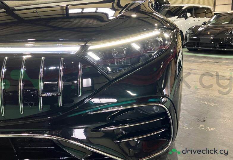 Mercedes EQS Black