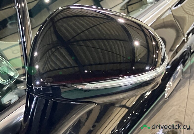 Mercedes EQS Black