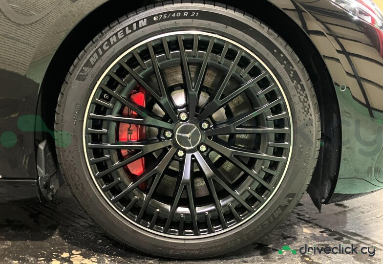 Mercedes EQS Black