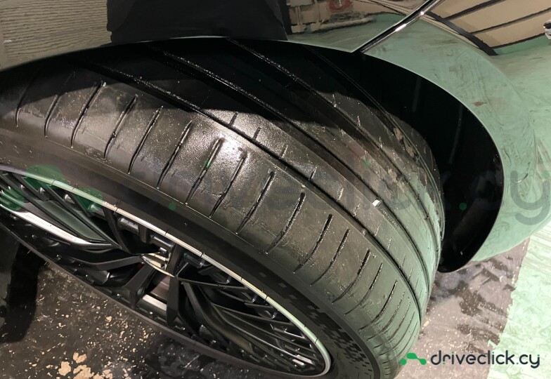 Mercedes EQS Black