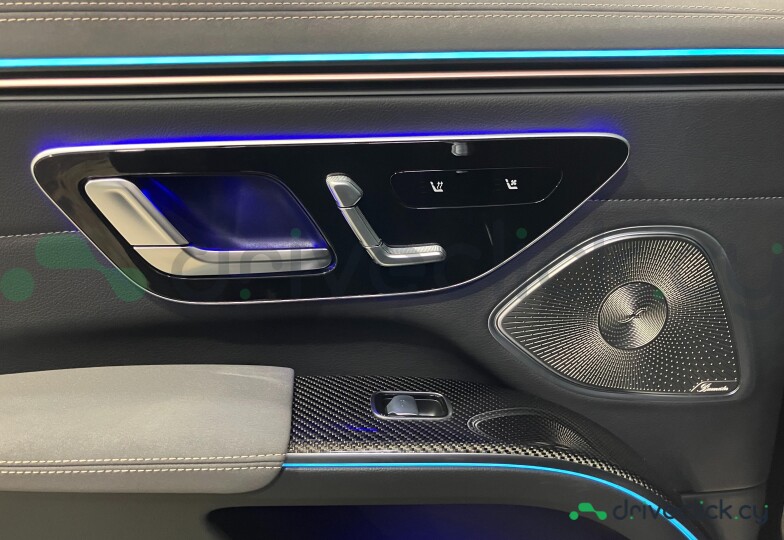 Mercedes EQS Black