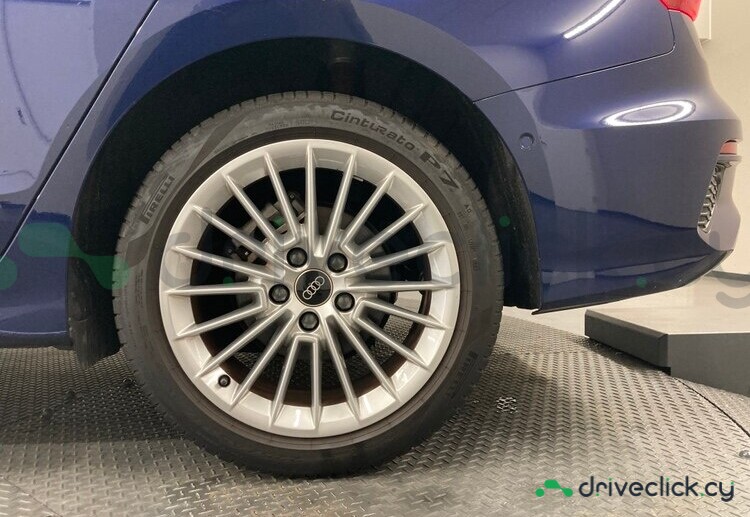 Audi A3 Синий