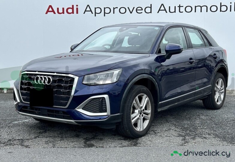 Audi Q2 Синий