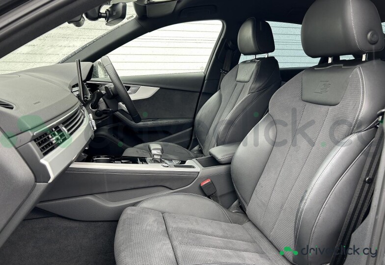 Audi A4 Серый