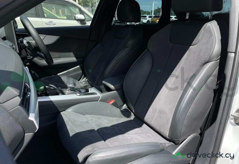 Audi A4 Белый