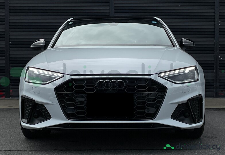 Audi A4 Белый