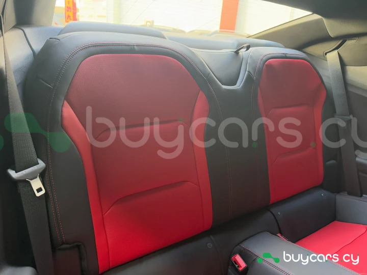 Chevrolet Camaro Черный