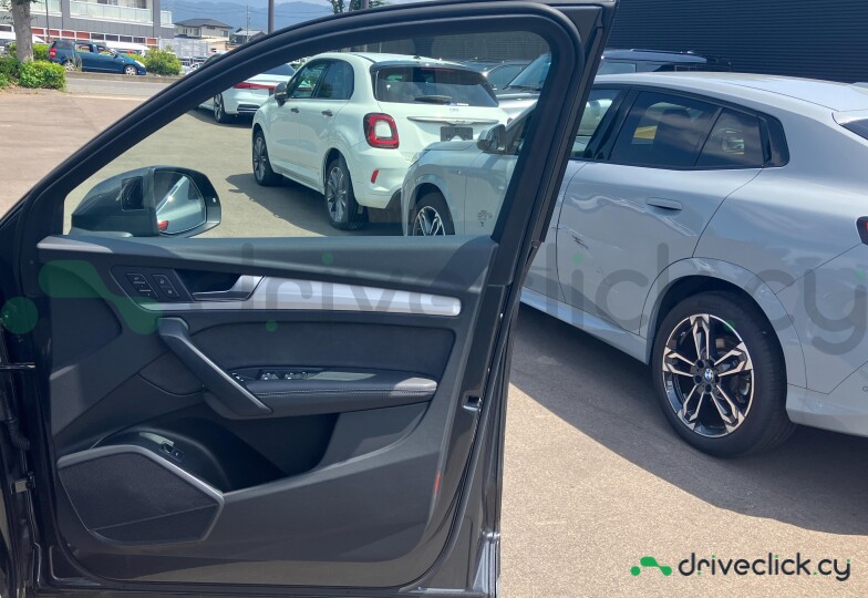 Audi Q5 Sportback Grey