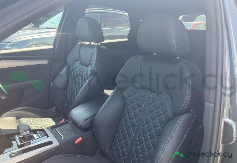 Audi Q5 Sportback Grey