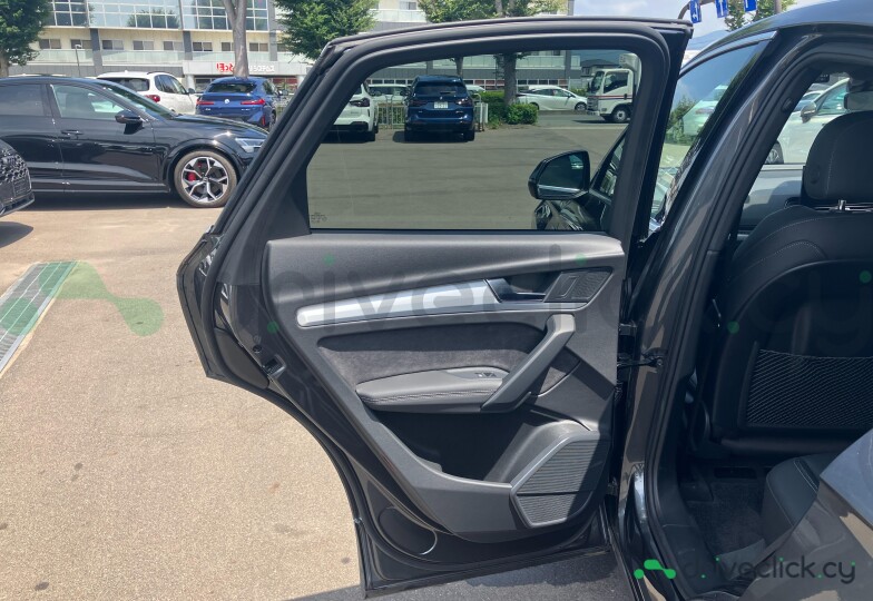 Audi Q5 Sportback Grey