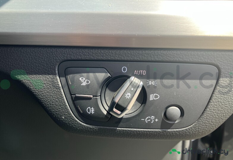 Audi Q5 Sportback Grey