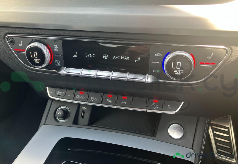 Audi Q5 Sportback Grey