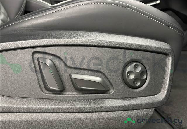 Audi Q5 Sportback Grey