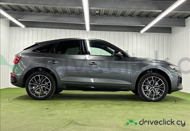 Audi Q5 Sportback Grey