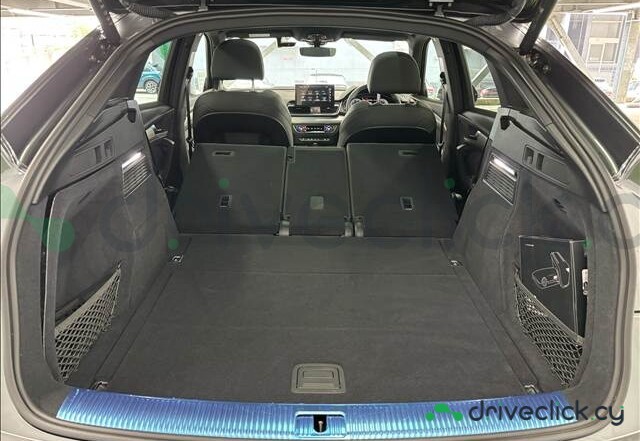 Audi Q5 Sportback Grey