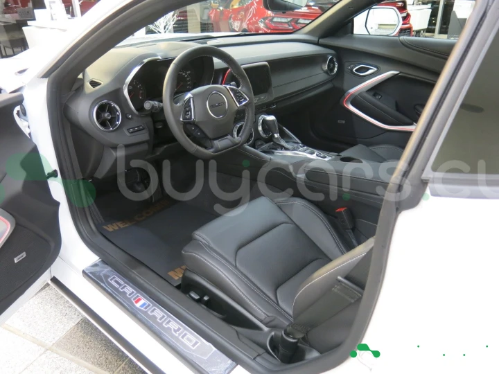 Chevrolet Camaro White