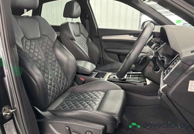 Audi Q5 Sportback Grey