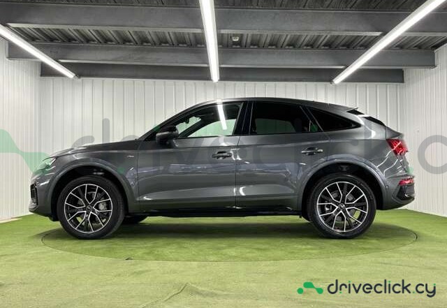 Audi Q5 Sportback Grey
