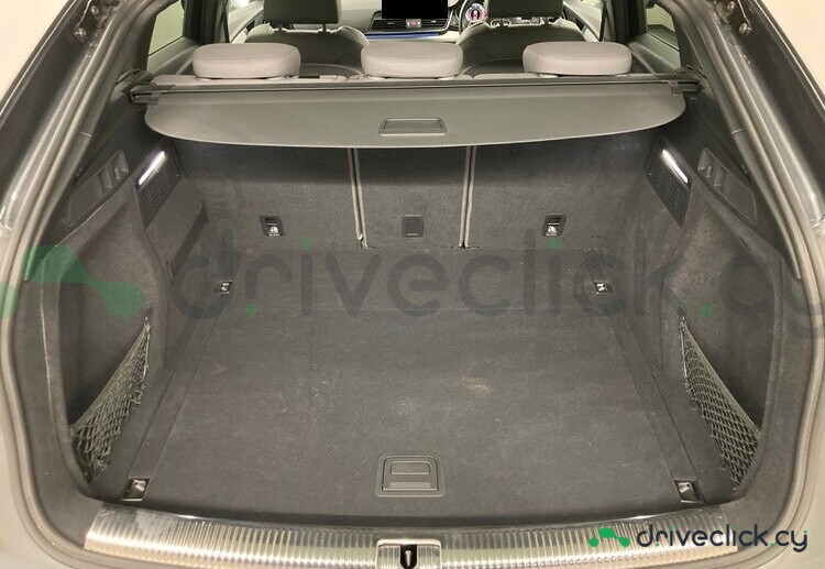 Audi Q5 Sportback Grey