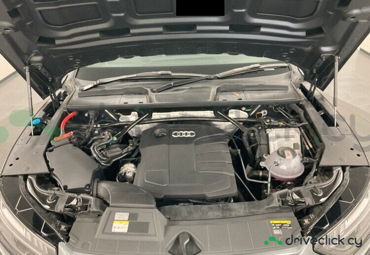 Audi Q5 Sportback Grey
