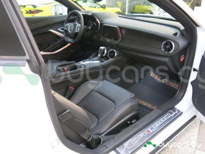 Chevrolet Camaro White