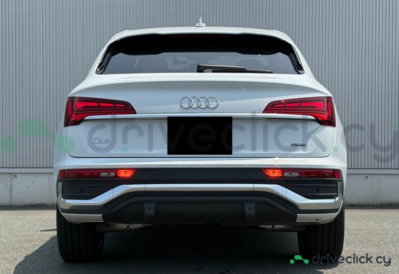Audi Q5 Sportback White
