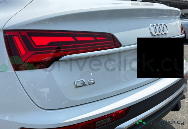 Audi Q5 Sportback White