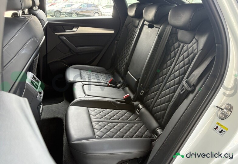 Audi Q5 Sportback White