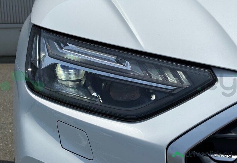Audi Q5 Sportback White