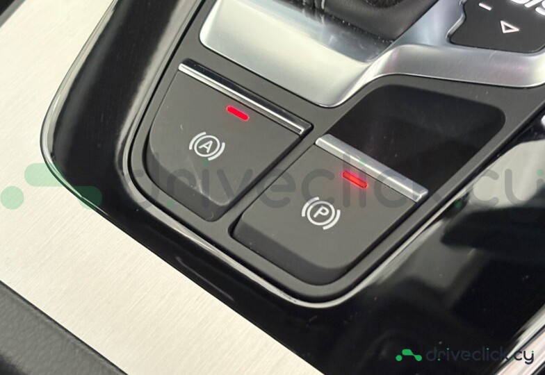 Audi Q5 Sportback White