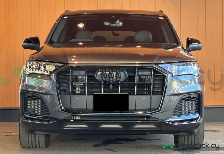 Audi Q7 Grey