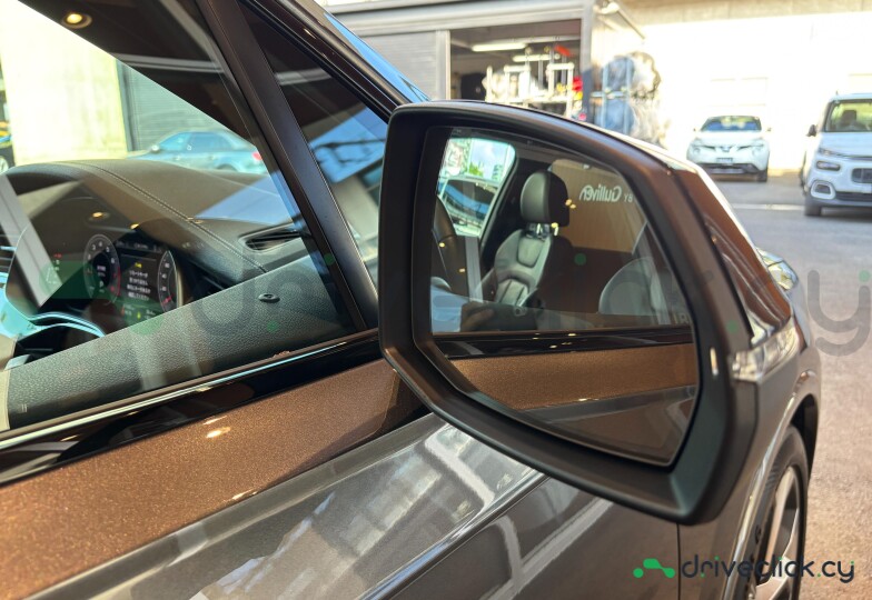 Audi Q7 Grey
