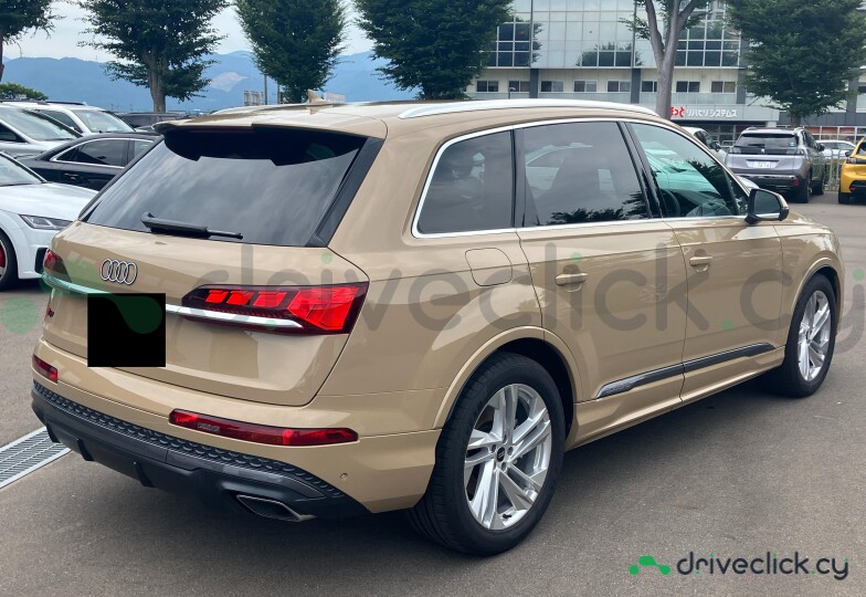 Audi Q7 Beige