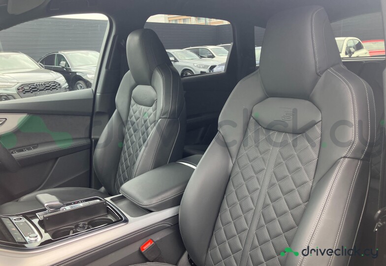 Audi Q7 Beige