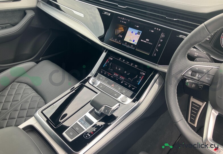 Audi Q7 Beige