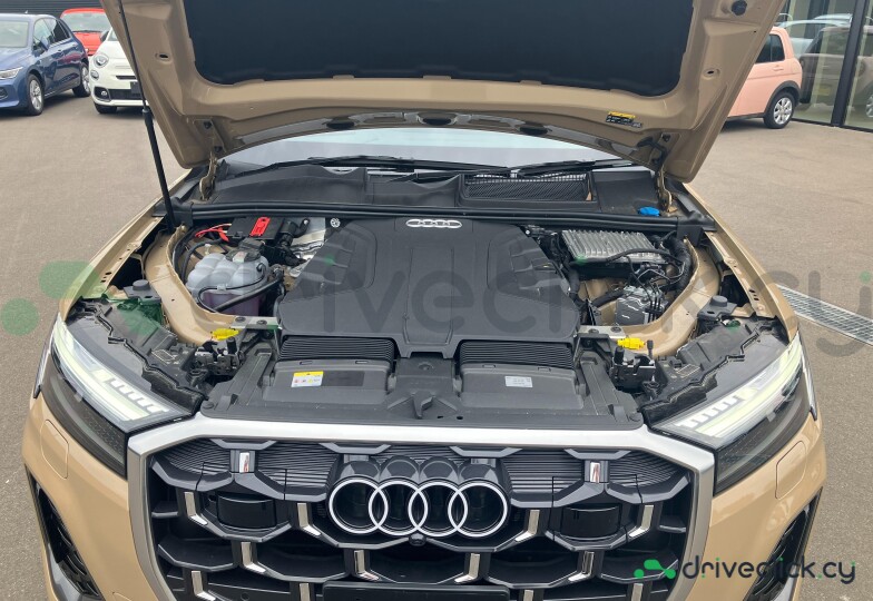 Audi Q7 Beige