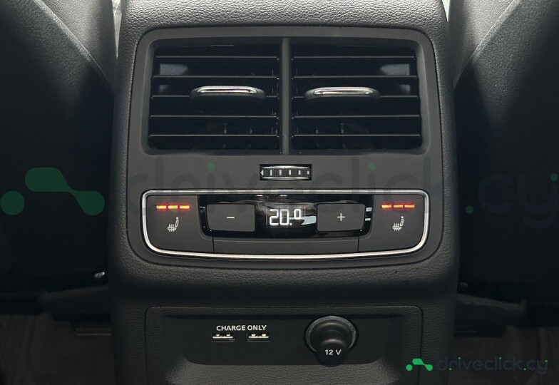 Audi A4 Серый