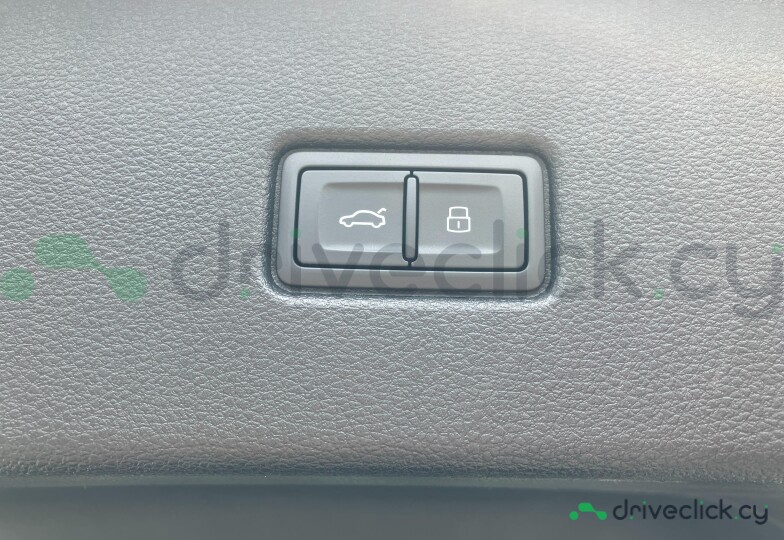 Audi Q5 Sportback Grey