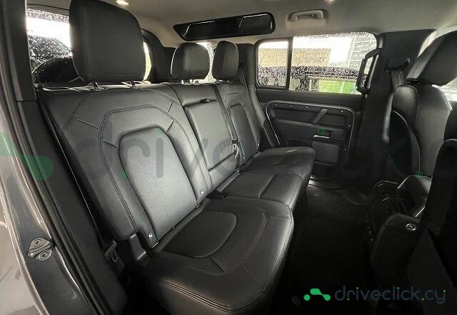 Land Rover Defender Grey