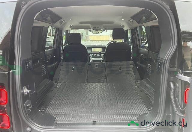 Land Rover Defender Grey